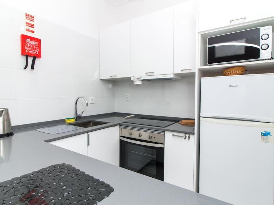 Central Apartment - Pool And Sea View & Albufeira Center Εξωτερικό φωτογραφία